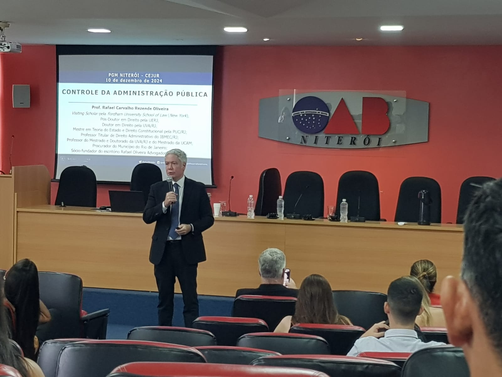 Módulo “Controle da Administração Pública” concluído pelo Centro de Estudos Jurídicos